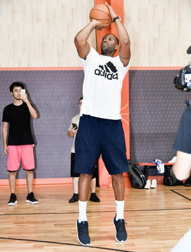 乌多吉：被持枪威胁曾让我措手不及，一切都已好转不会去回想（乌多吉谈持枪威胁：当时猝不及防，如今已恢复不再回想）