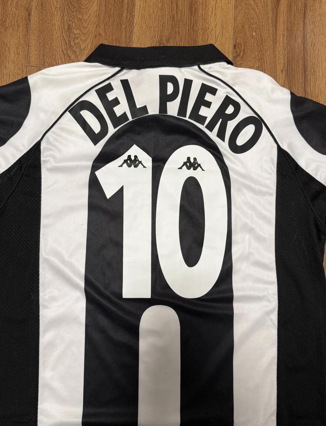 15次，巴萨成五大联赛至今击中门框最多的球队（巴萨15次击中门框，五大联赛至今最多）