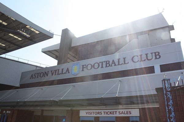 图拉姆：我们踢得很认真，我们是强大的团队，这对年轻人有益（图拉姆：我们踢得很投入，团队强大，这能帮助年轻人成长）