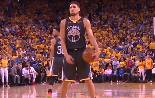 替补登场已尽力！布莱克16中6得到14分11篮板4助攻（替补上阵竭尽全力：布莱克14分11板4助，16投6中）