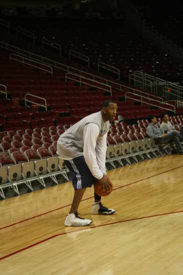 西汉姆因战绩低迷取消圣诞派对，改发礼品券（战绩低迷，西汉姆取消圣诞聚会改送礼券）