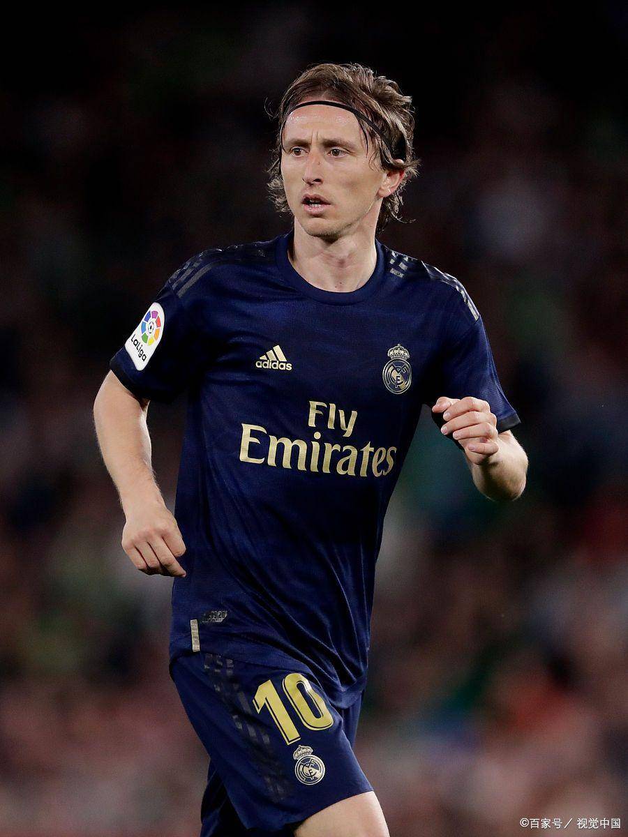 认识伊万-马耶：来自法国的19岁国米一线队新人（19岁法国新星伊万-马耶亮相国米一线队）