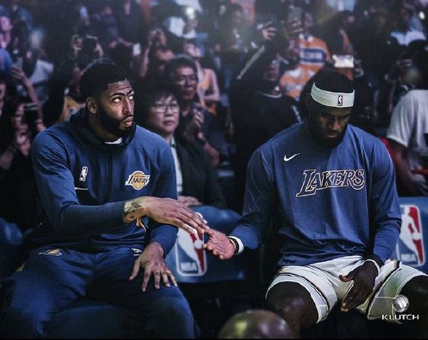 记者：申花今日奔赴天津，战津门虎应该会面临破密集防守难题（申花今日做客天津，撬开津门虎密集防线或成最大考验）